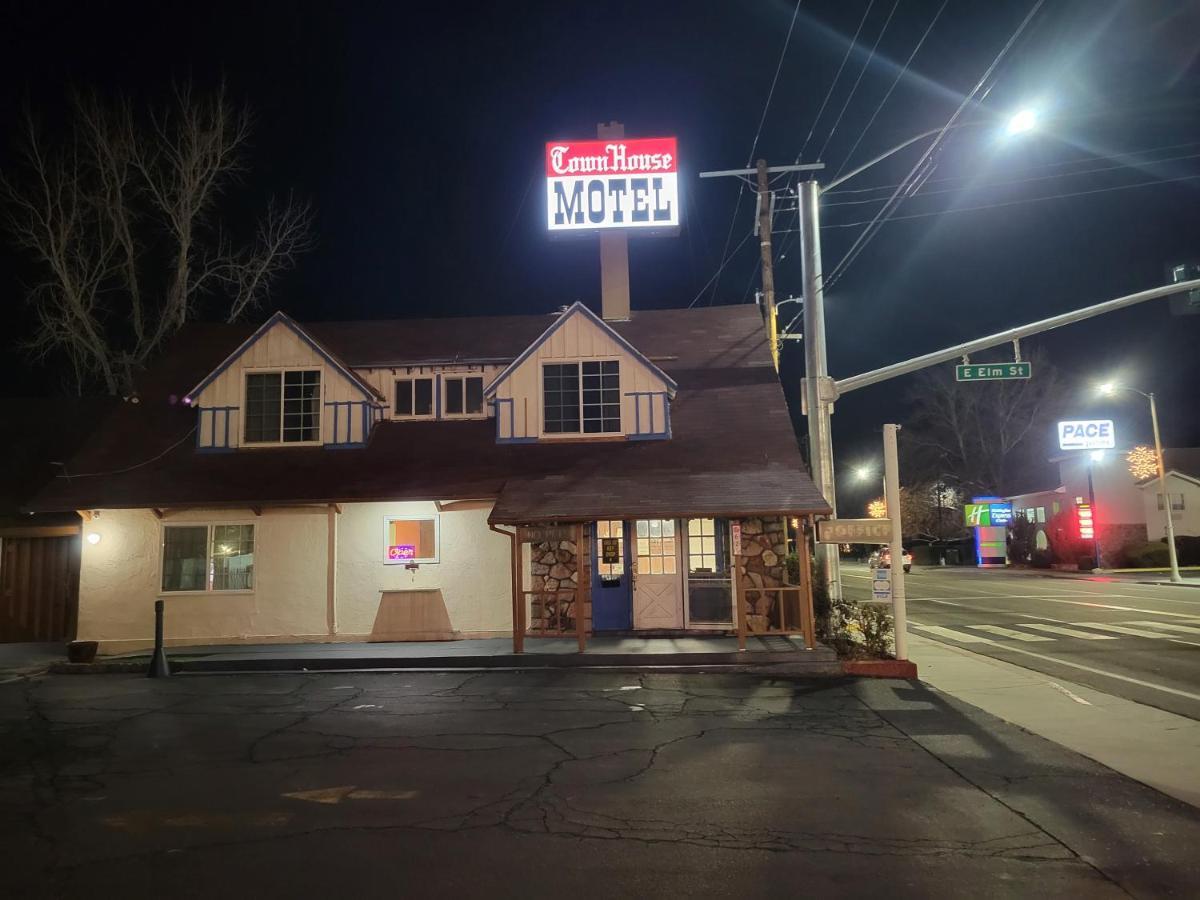 Townhouse Motel ビショップ エクステリア 写真