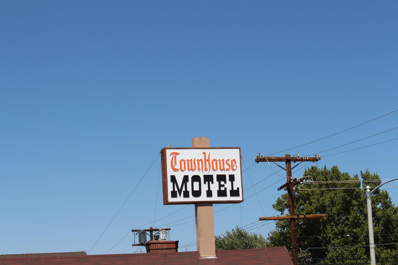 Townhouse Motel ビショップ エクステリア 写真