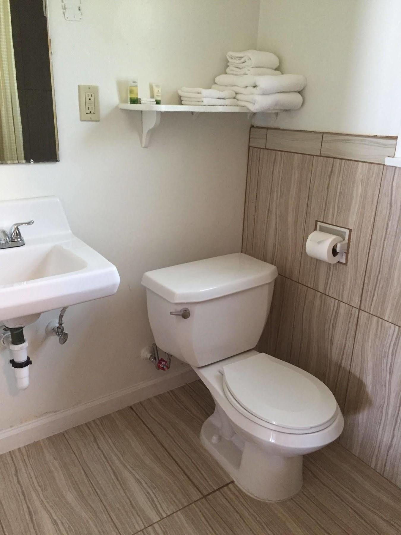 Townhouse Motel ビショップ エクステリア 写真